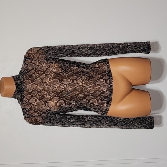 Wild Fable Sheer Snake Print High Neck Top Size Small - Picture 2 of 5